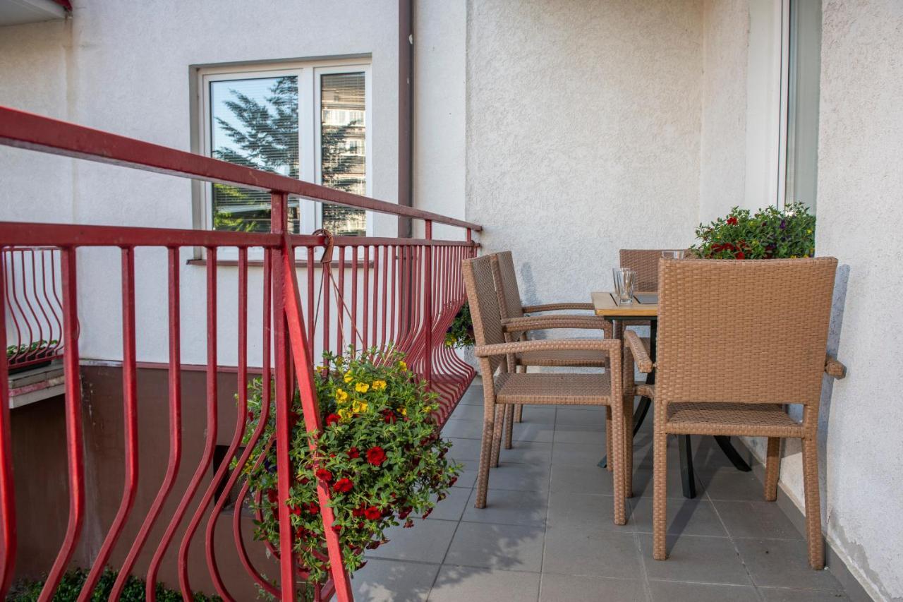 Apartament Wakacyjny Z Klimatyzacja Kołobrzeg Exterior foto